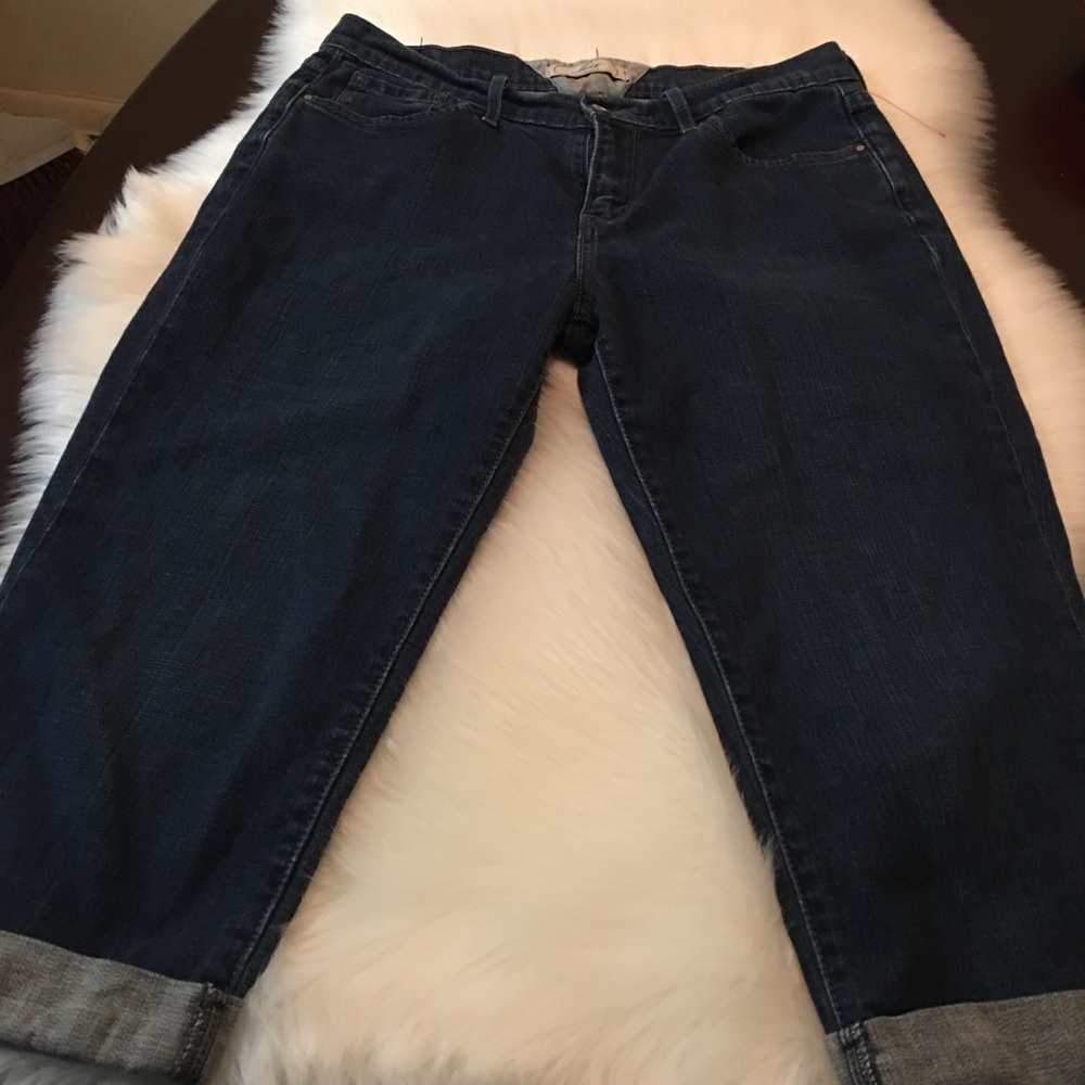 Levi’s capris
